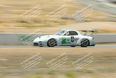 media/May-31-2025-CalClub SCCA (Sat) [[2c1a04e1ee]]/Qualifying/Group 6/Turn 4/